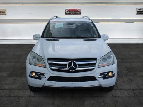 Used 2010 Mercedes-Benz GL 450 4MATIC image 2