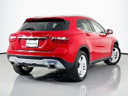 Used 2018 Mercedes-Benz GLA 250 4MATIC image 11