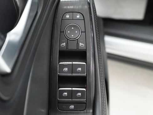Used 2023 Nissan Rogue SL w/ SL Premium Package FWD image 22