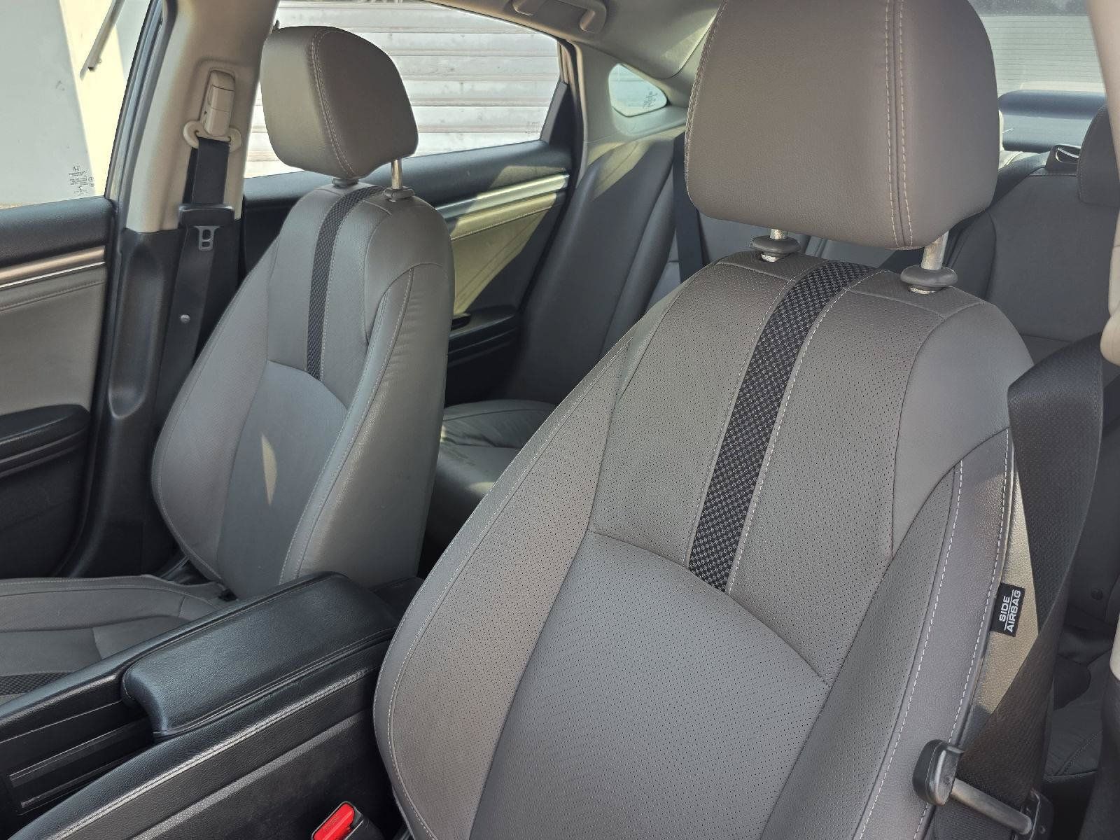Used 2020 Honda Civic EX-L image 34