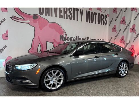 Used 2019 Buick Regal Avenir w/ Driver Confidence Package II image 7