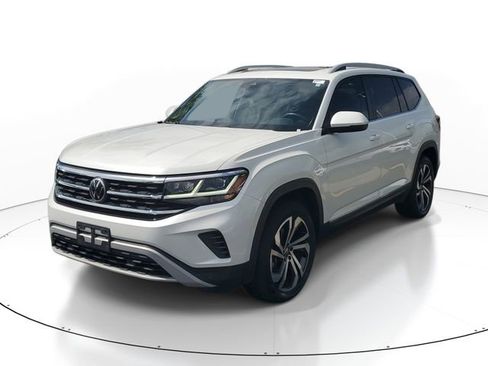 Used 2022 Volkswagen Atlas SEL AWD/4WD image 2