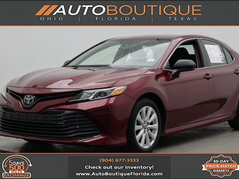 Used 2020 Toyota Camry LE FWD image 1