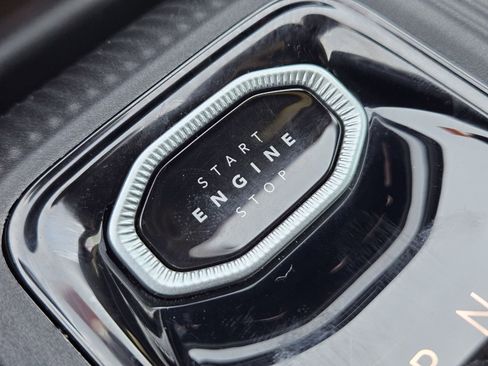 New 2026 Jeep Cherokee Limited image 22