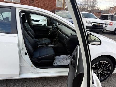 Used 2015 Toyota Corolla S image 17