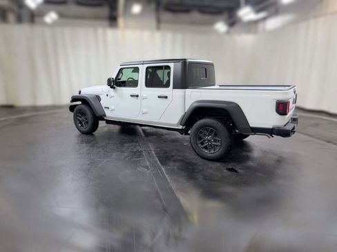 New 2026 Jeep Gladiator Sport image 7