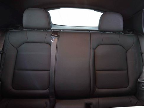 Used 2025 Buick Envista Sport Touring w/ Convenience I Package FWD image 8