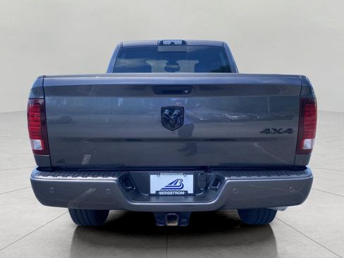 Used 2018 RAM 2500 Laramie w/ Sport Appearance Group AWD/4WD image 11