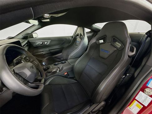 Used 2025 Ford Mustang Dark Horse image 18