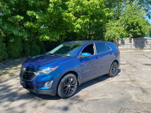 Used 2019 Chevrolet Equinox LT FWD image 1