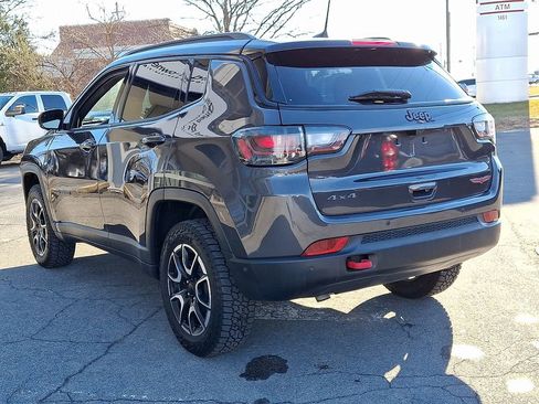 Used 2024 Jeep Compass Trailhawk w/ Trailhawk Elite Group image 4