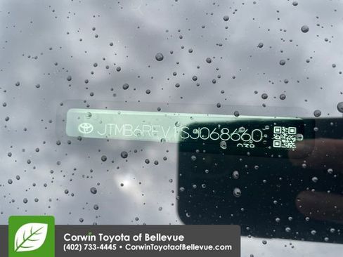Used 2025 Toyota RAV4 XLE Premium w/ Weather Package AWD/4WD image 30