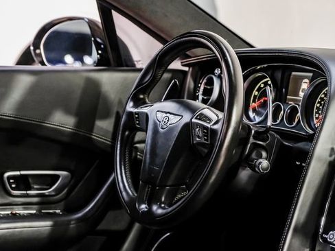 Used 2016 Bentley Continental GT image 20