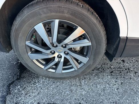 Certified 2024 Chevrolet Equinox LT image 9