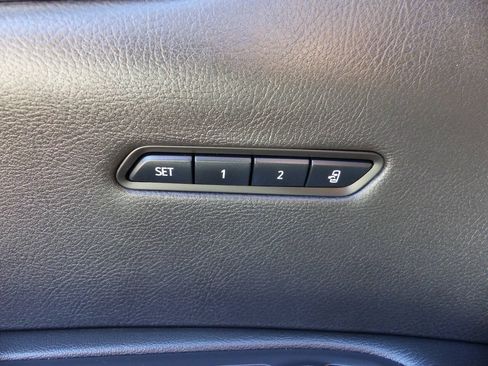 Used 2024 Cadillac XT6 Luxury w/ LPO, Floor Liner Package AWD/4WD image 18