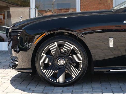 Certified 2024 Rolls-Royce Spectre w/ Spectre Launch Package AWD/4WD image 12