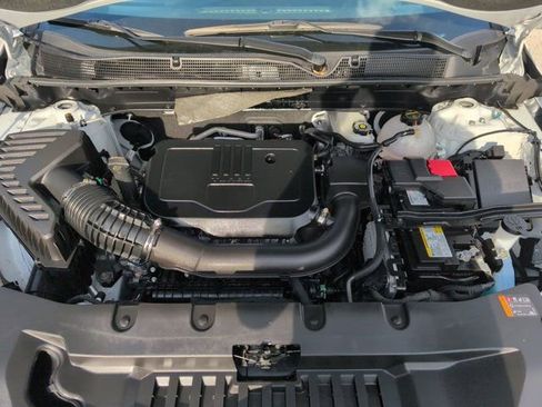 Used 2025 Chevrolet Blazer LT FWD image 34