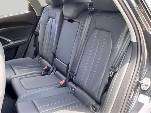 Used 2025 Audi Q5 Prestige AWD/4WD image 21