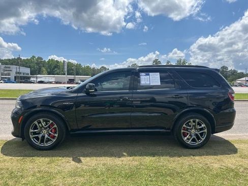 Used 2024 Dodge Durango R/T w/ Tow 'N Go Package AWD/4WD image 5