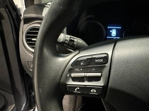 Used 2018 Hyundai Kona Limited AWD/4WD image 4