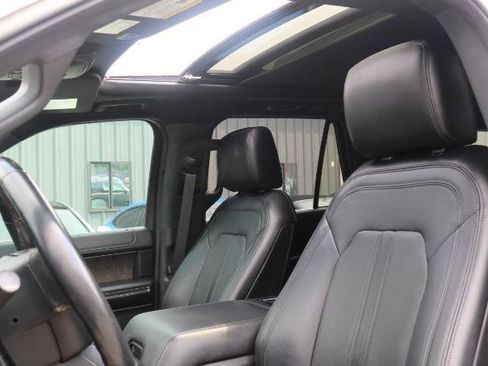 Used 2019 Ford Expedition Max Limited RWD image 8