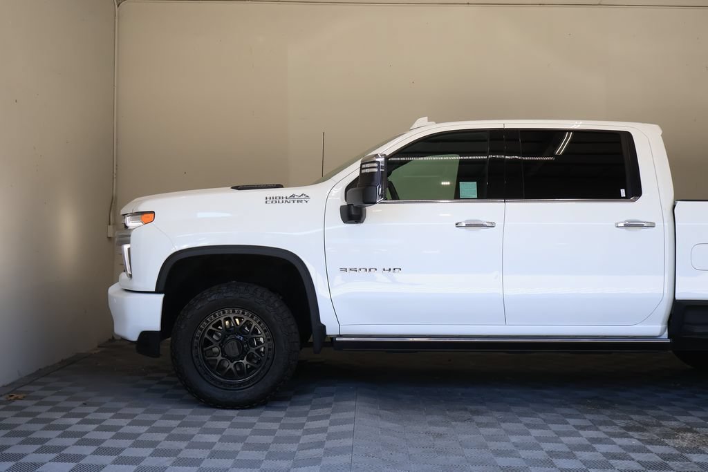 Used 2022 Chevrolet Silverado 3500 High Country w/ Safety Package II AWD/4WD image 8