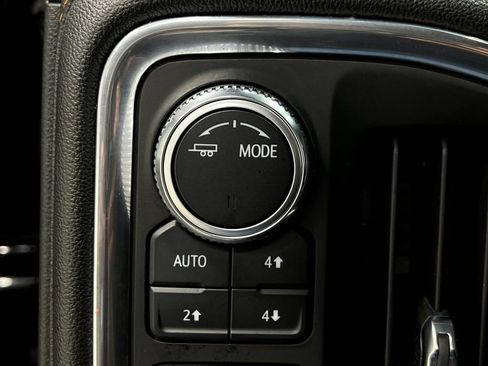 Used 2021 GMC Sierra 2500 AT4 w/ AT4 Premium Plus Package AWD/4WD image 35