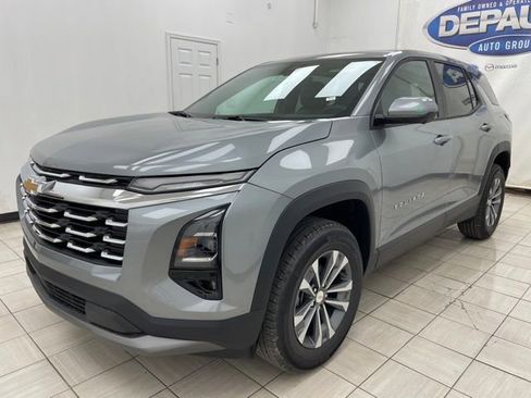 New 2026 Chevrolet Equinox LT w/ Convenience Package II AWD/4WD image 17