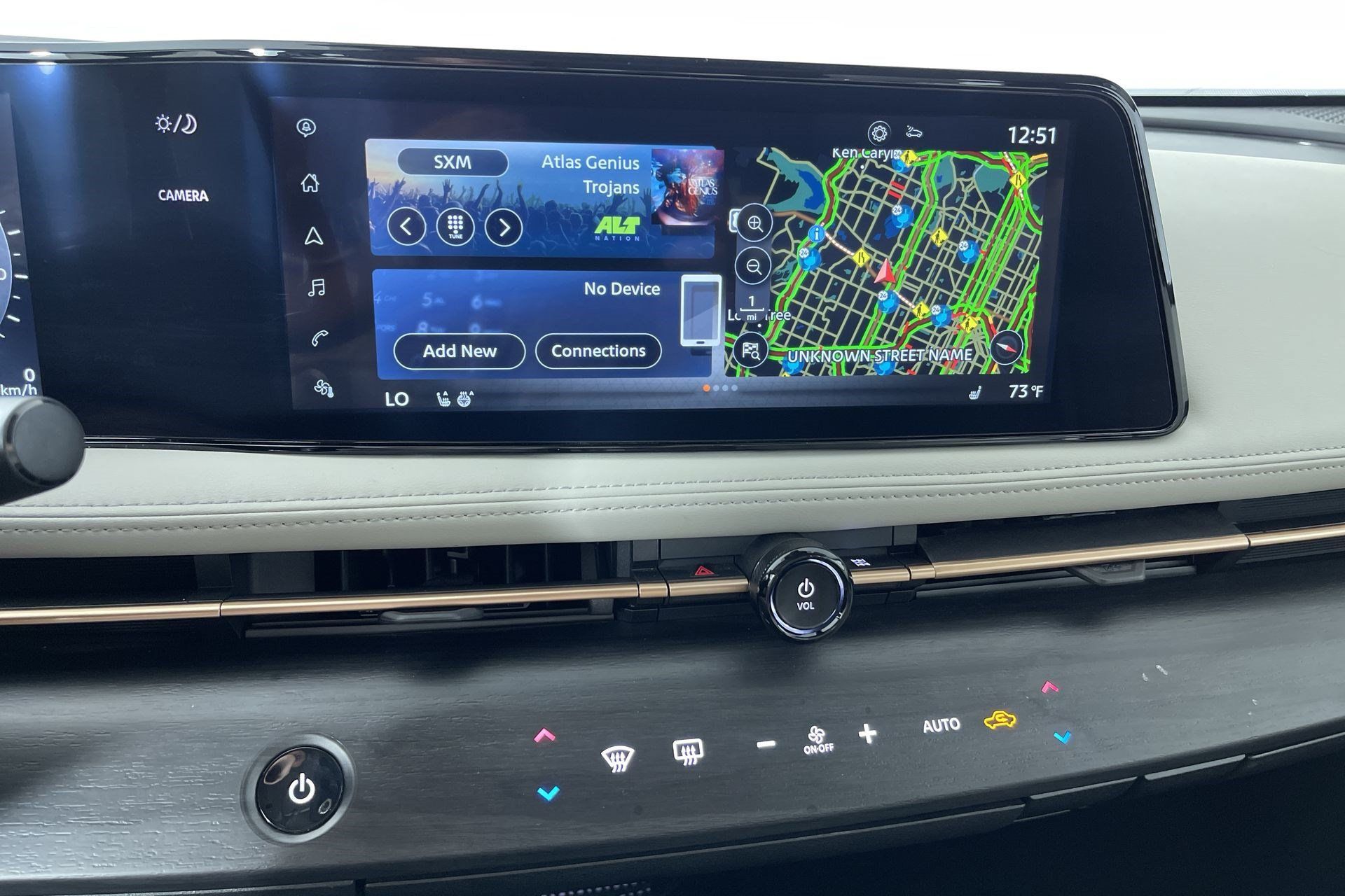 Certified 2024 Nissan Ariya AWD image 17