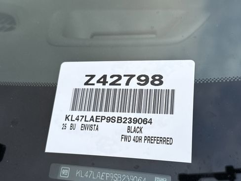 Used 2025 Buick Envista Preferred w/ Convenience I Package image 35