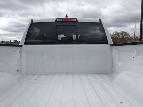New 2026 RAM 1500 Big Horn AWD/4WD image 9