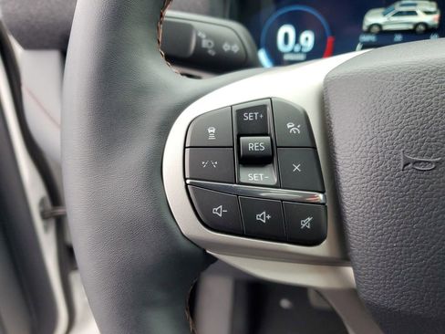 New 2026 Ford Explorer Active w/ Active Comfort Package AWD/4WD image 15