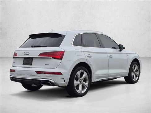 Used 2023 Audi Q5 2.0T Premium Plus w/ Premium Plus Package AWD/4WD image 5