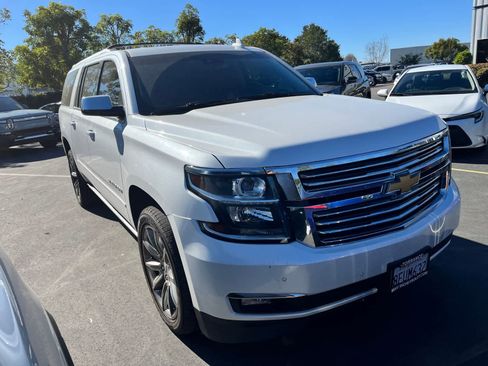 Used 2018 Chevrolet Suburban Premier w/ Max Trailering Package image 2