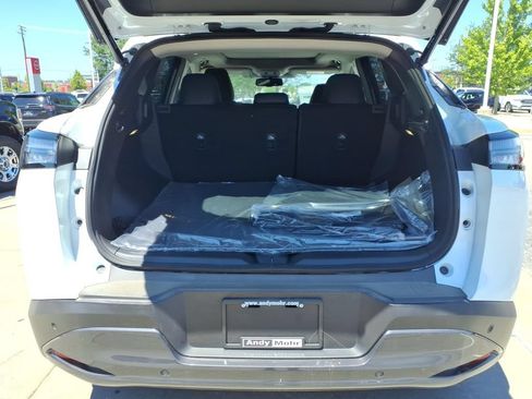 New 2025 Nissan Murano SL AWD/4WD image 9