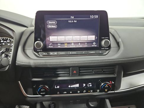 New 2026 Nissan Rogue SV AWD/4WD image 17
