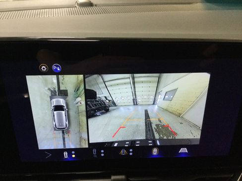 New 2026 Chevrolet Equinox RS w/ Convenience Package III image 17