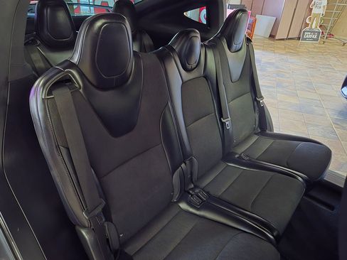 Used 2018 Tesla Model X 100D image 58