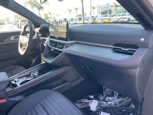 New 2026 Ford Explorer ST-Line w/ ST-Line Street Pack image 28