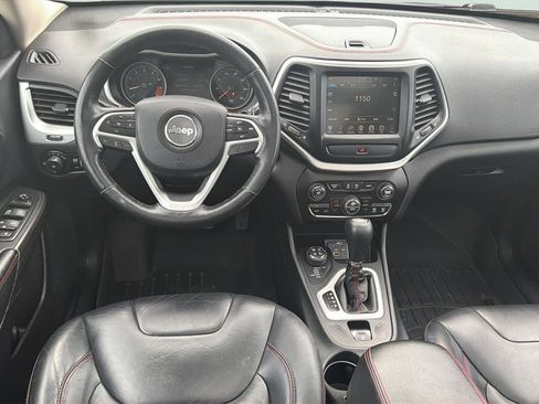 Used 2015 Jeep Cherokee Trailhawk w/ Comfort/Convenience Group image 15