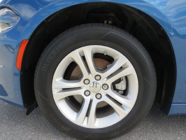 Used 2023 Dodge Charger SXT RWD image 10