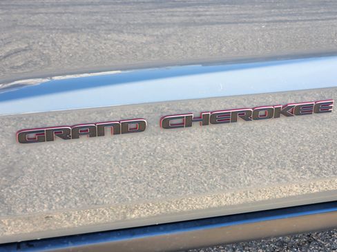 Used 2020 Jeep Grand Cherokee Trailhawk w/ Premium Lighting Group image 8