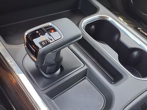 New 2025 Chevrolet Silverado 1500 LT image 15