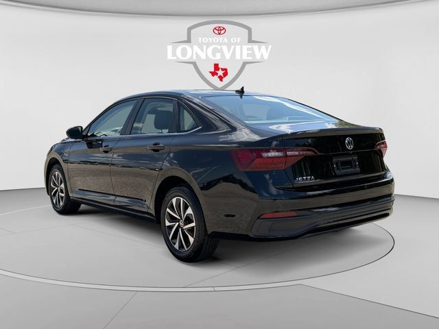 Used 2024 Volkswagen Jetta S FWD image 3