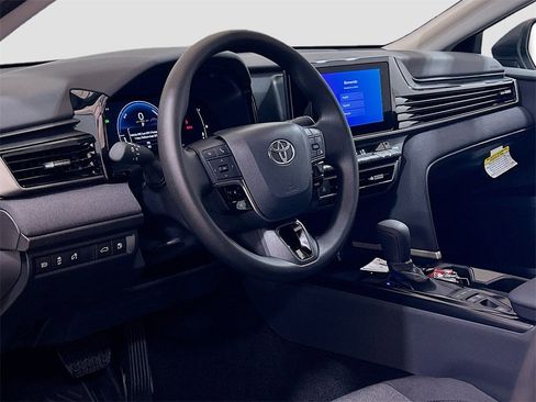 New 2026 Toyota Camry LE image 10