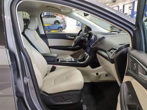 Used 2023 Ford Edge Titanium AWD/4WD image 14