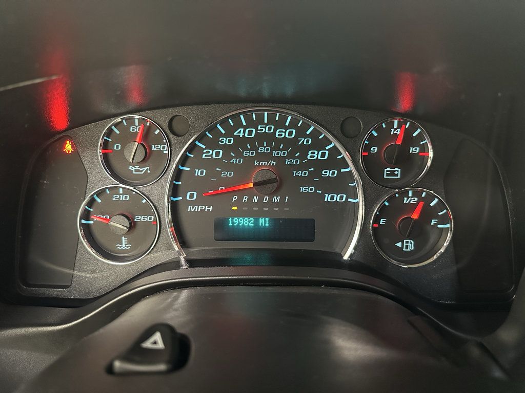 Used 2025 GMC Savana 2500 w/ Driver Convenience Package RWD image 29