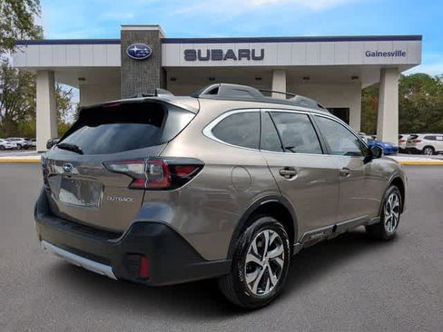 Used 2022 Subaru Outback Limited image 6