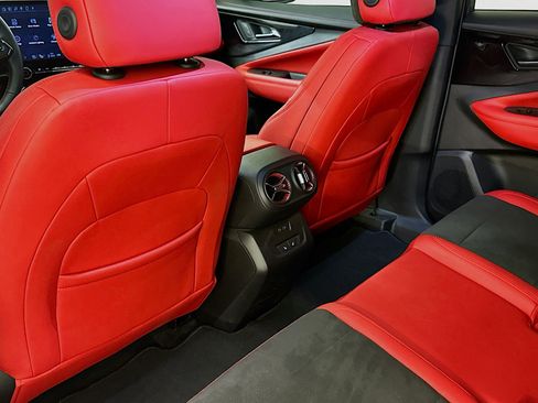 Used 2024 Chevrolet Blazer EV RS image 28