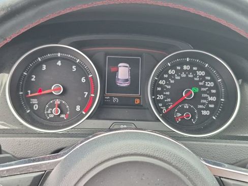 Used 2015 Volkswagen GTI SE FWD image 13